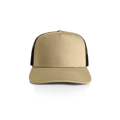 Stock Contrast Trucker