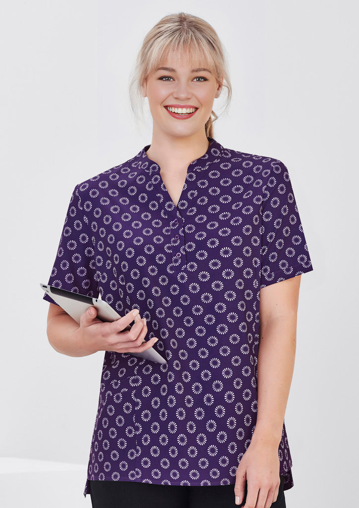 BizCare CS950LS Womens Florence Daisy Print Tunic