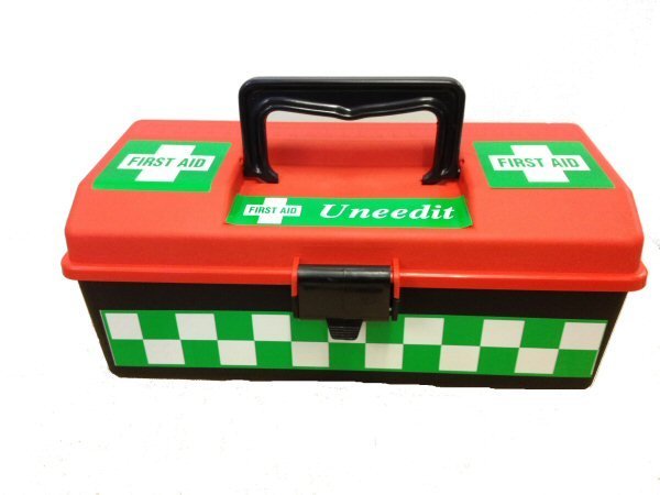 Max Global Products F105-VX First Aid Kit - Complete General Purpose / Vehicle Kit in Hard Plastic Case